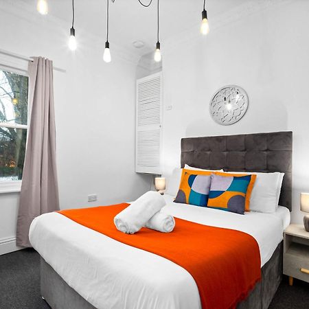 Luxury Apartment - Wolverhampton - Netflix - Smart Tv - Fast Wifi - 7Apc Εξωτερικό φωτογραφία