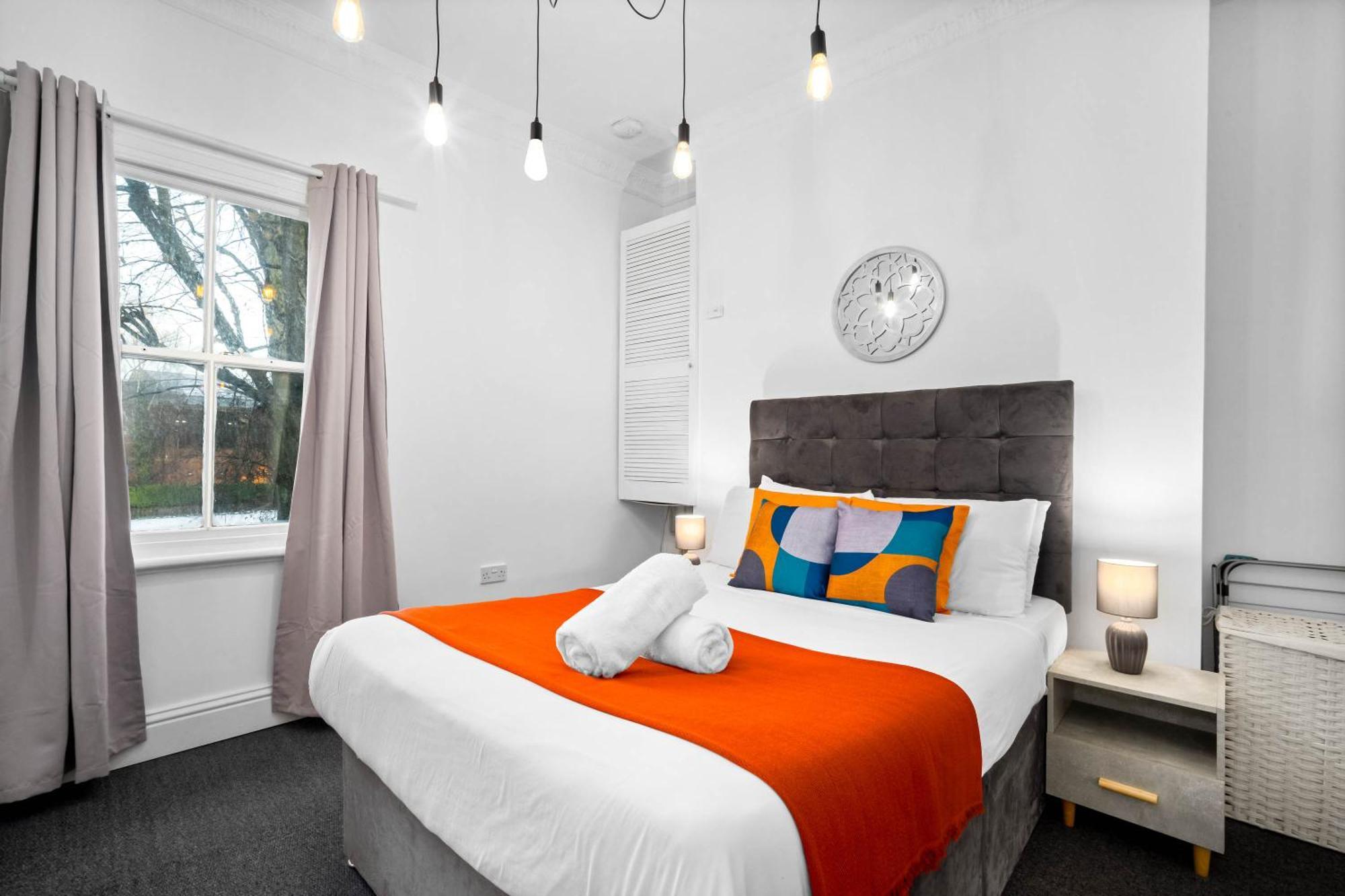 Luxury Apartment - Wolverhampton - Netflix - Smart Tv - Fast Wifi - 7Apc Εξωτερικό φωτογραφία