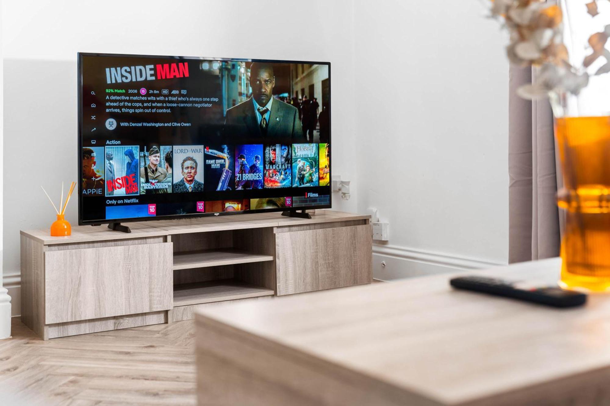 Luxury Apartment - Wolverhampton - Netflix - Smart Tv - Fast Wifi - 7Apc Εξωτερικό φωτογραφία