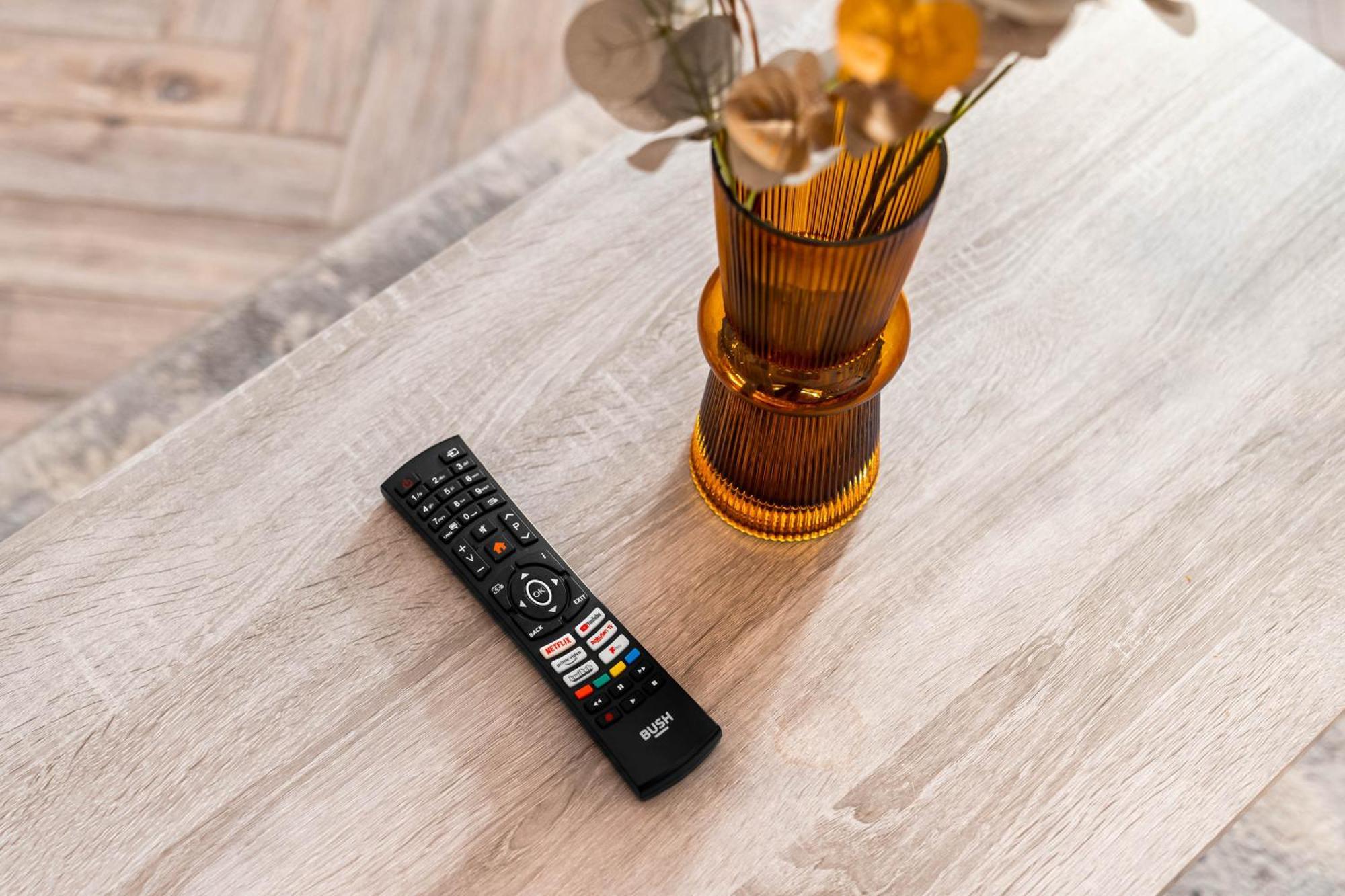 Luxury Apartment - Wolverhampton - Netflix - Smart Tv - Fast Wifi - 7Apc Εξωτερικό φωτογραφία